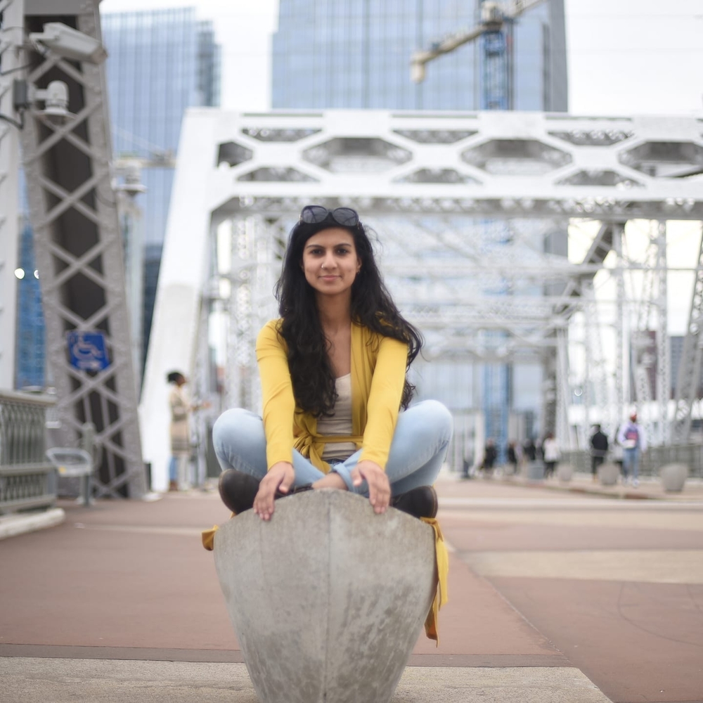 Meet your Posher, Alina